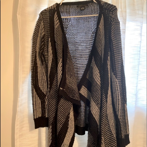 BCBGMaxAzria Sweaters - BCBG CARDIGAN SWEATER